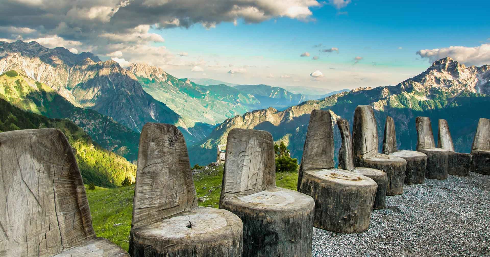 Dos siglos en Albania
